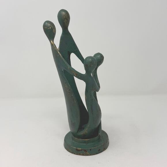 Family Of Four Circle Holding Hands Green Wrought Iron Sculpture Figurine - Picture 4 of 8